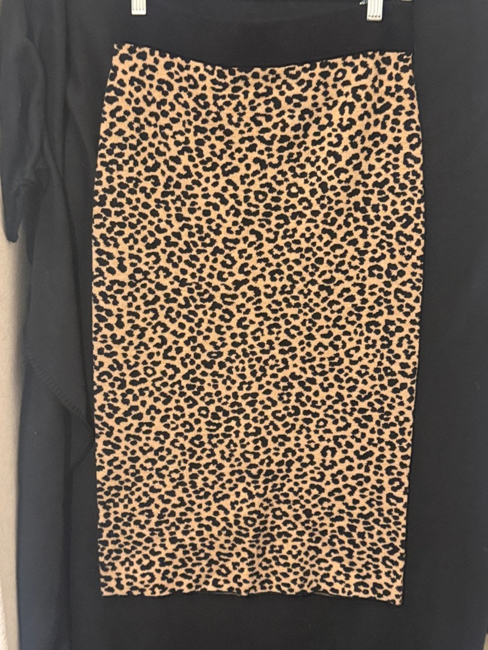 Ann Taylor Leopard-Print Pencil Skirt in Tan and Black